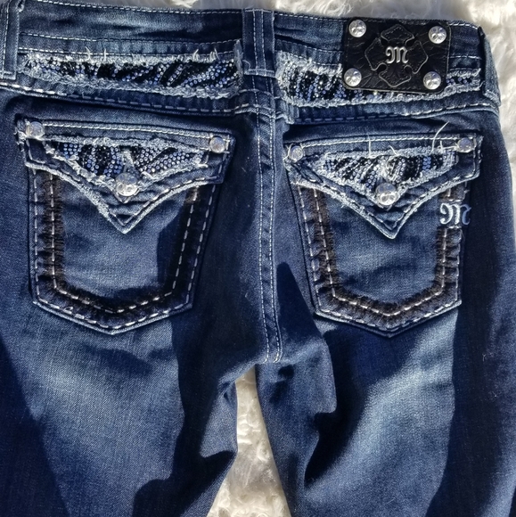Miss Me Jeans - Picture 4 of 5